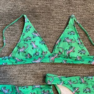 MeUndies bikini top NWT